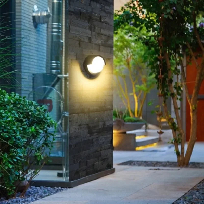 IP65 Waterproof LED Outdoor Wall Light with Motion Sensor