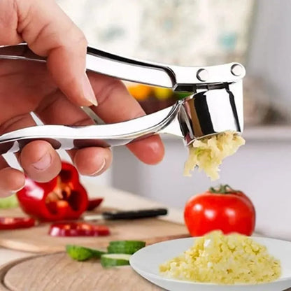 Multifunctional Zinc Alloy Garlic Press – Anti-Skid Manual Garlic Crusher