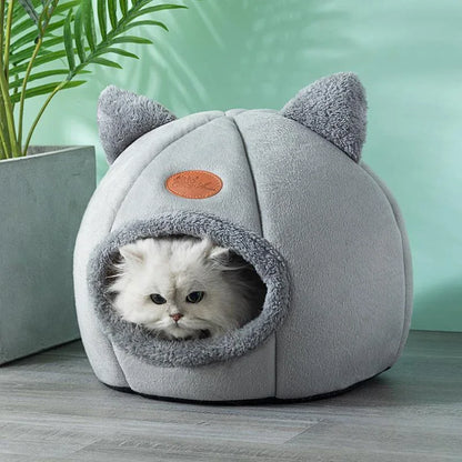 Winter Comfort Cat Bed & Dog House